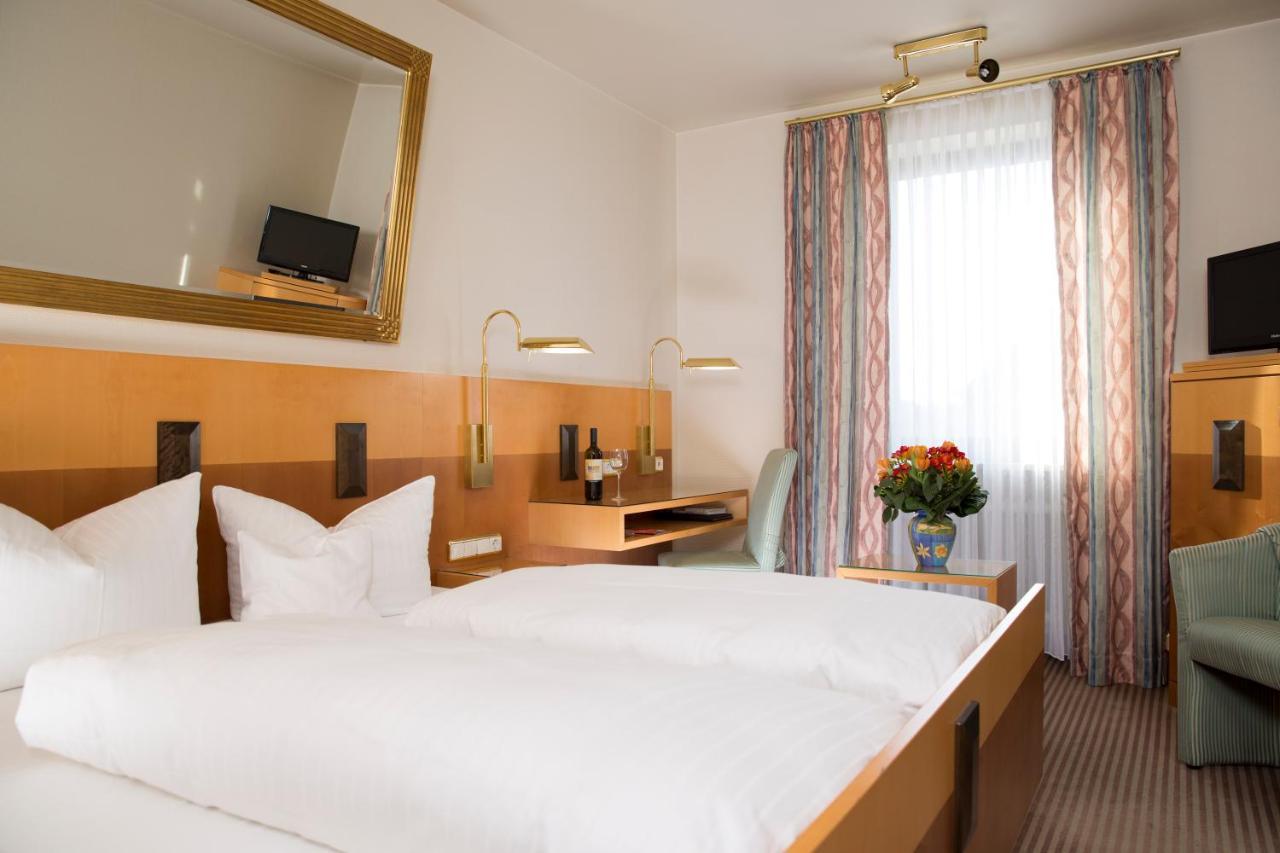 Hotel Dietmayr Neumarkt in der Oberpfalz Eksteriør billede